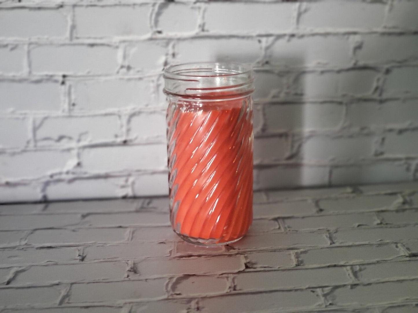 PEPPERMINT CANDLE MADE WITH COCONUT APRICOT WAX